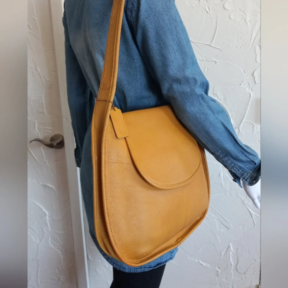 Coach ORIGINALS Large Ergo Flap Bag In Mustard #9029 - Picture 2 of 15
